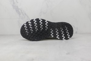 Converse High Top Sneaker CHTS10000106