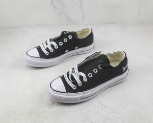 Converse High Top Sneaker CHTS10000110