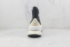 Converse High Top Sneaker CHTS10000113