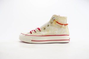 Converse High Top Sneaker CHTS1000017
