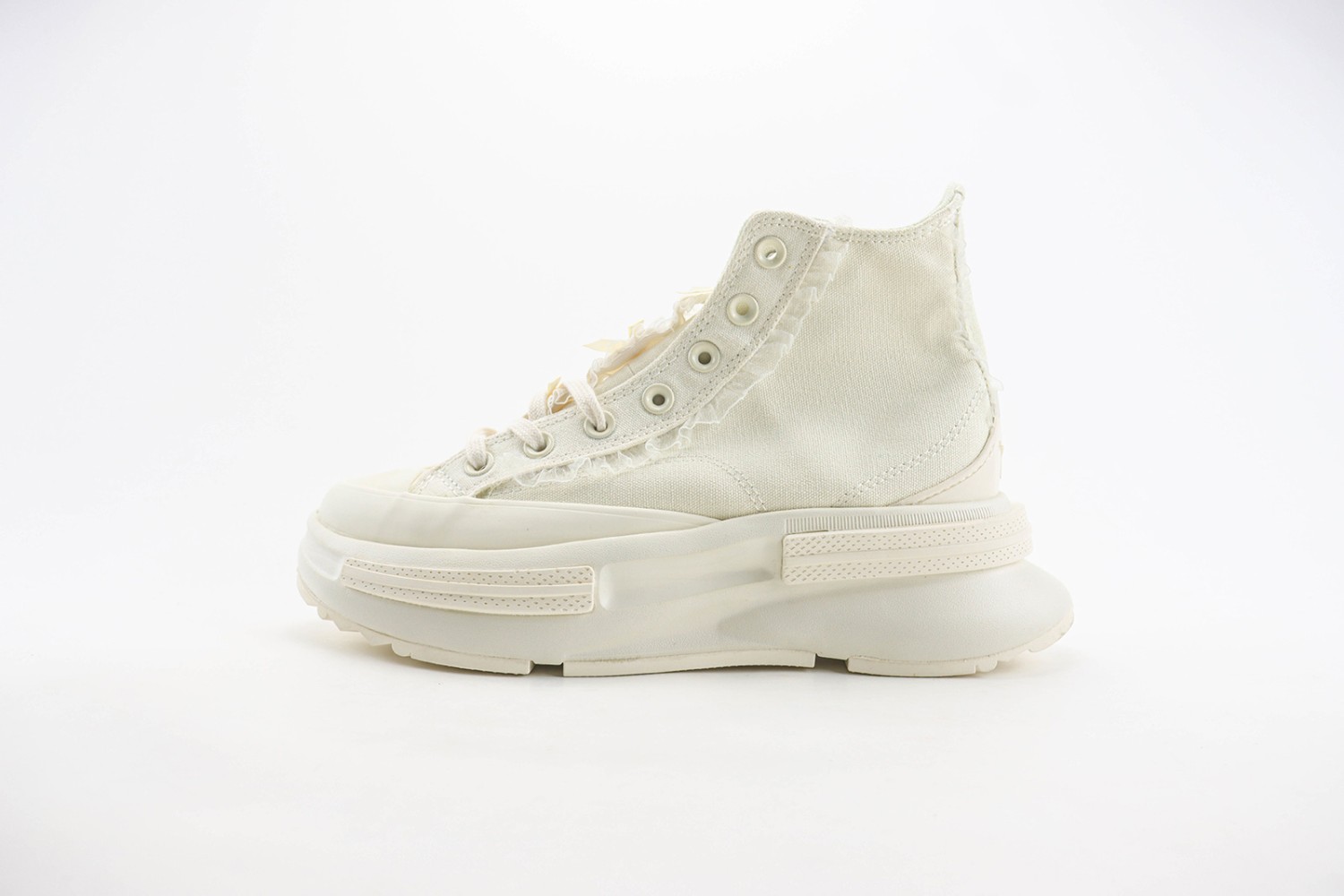 Converse High Top Sneaker CHTS1000030
