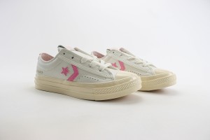 Converse High Top Sneaker CHTS1000045