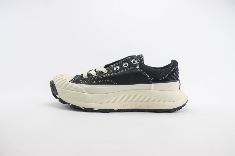 Converse High Top Sneaker CHTS1000056