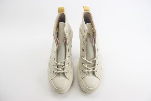 Converse High Top Sneaker CHTS1000061