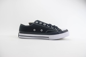 Converse High Top Sneaker CHTS1000067