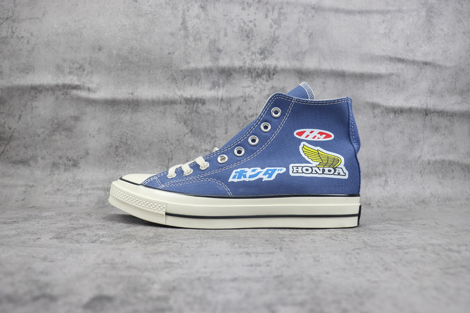 Converse High Top Sneaker CHTS1000071