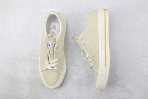 Converse High Top Sneaker CHTS1000087
