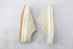 Converse High Top Sneaker CHTS1000087
