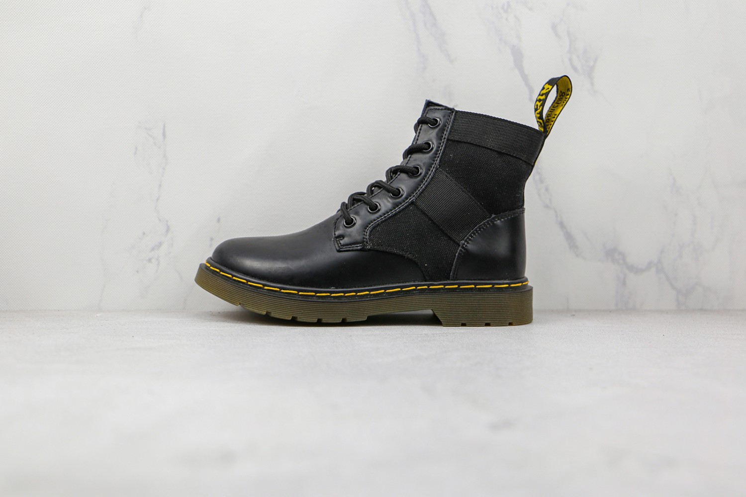 Dr. Martens Boot DMB1000013