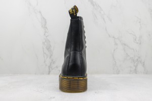 Dr. Martens Boot DMB100003