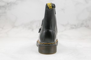 Dr. Martens Boot DMB1000037