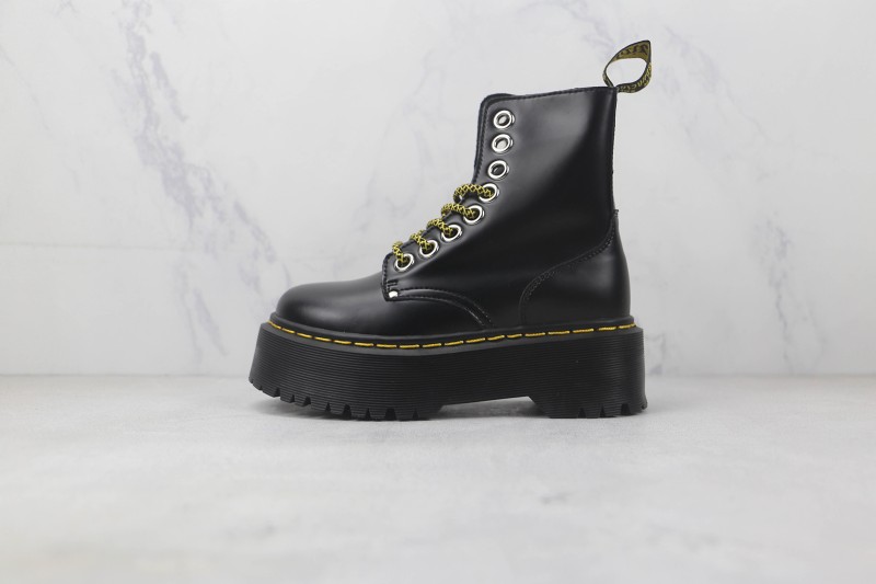 Dr. Martens Boot DMB100005