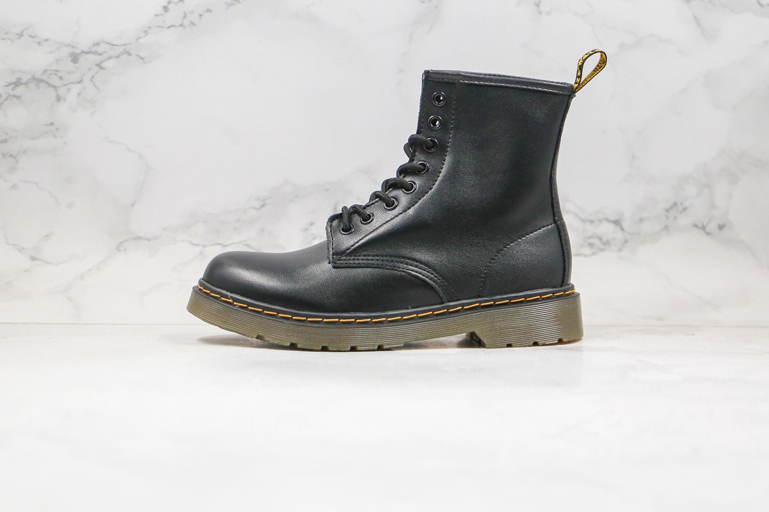 Dr. Martens Boot DMB1000051