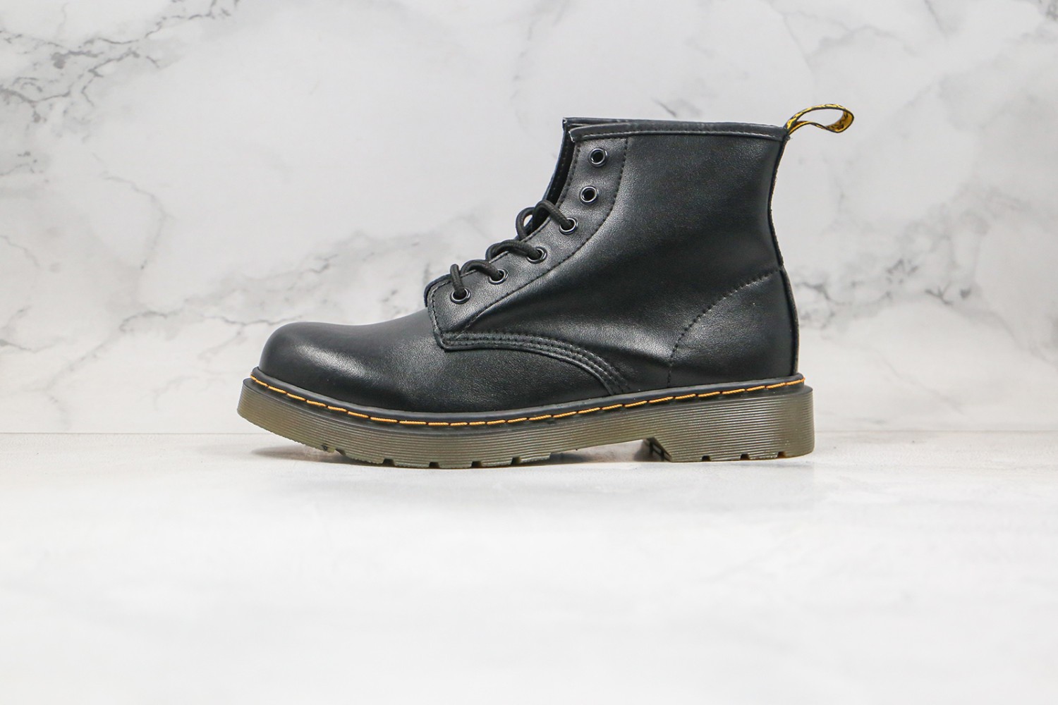 Dr. Martens Boot DMB1000052