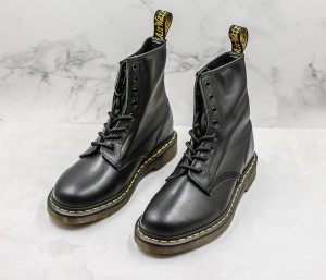 Dr. Martens Boot DMB1000057