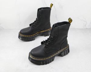 Dr. Martens Boot DMB100009