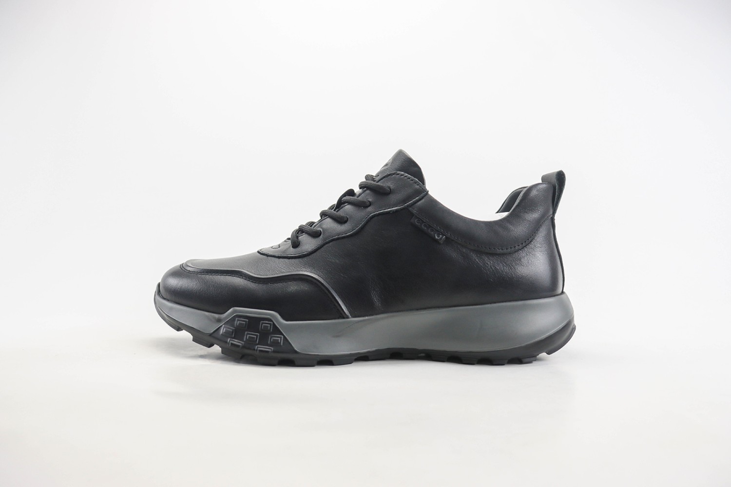 ECCO Waterproof Shoes EWS1000032