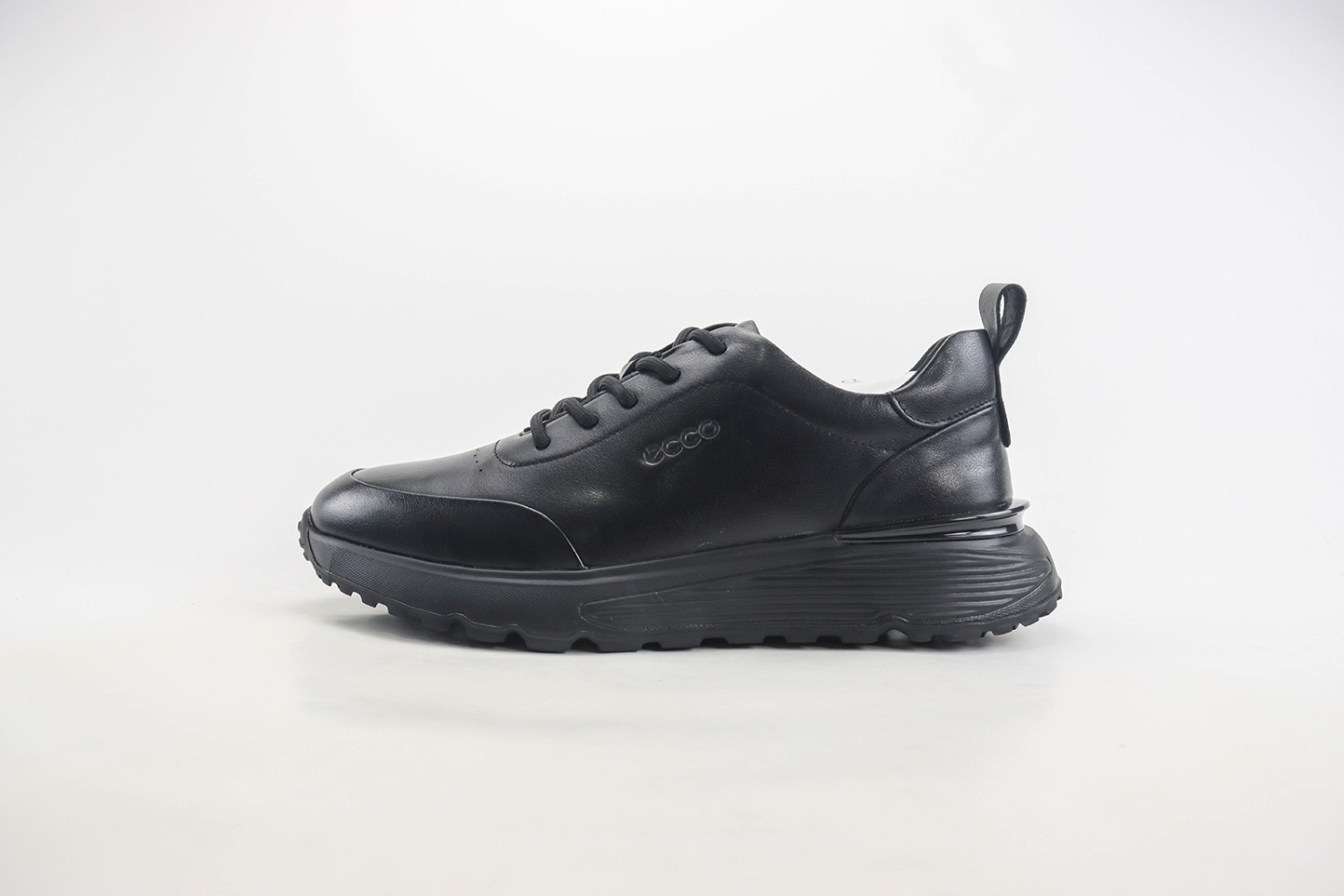 ECCO Waterproof Shoes EWS1000068