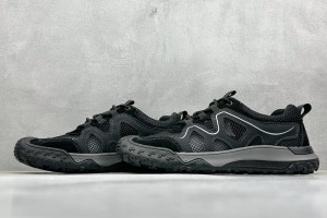 ECCO Waterproof Shoes EWS100009