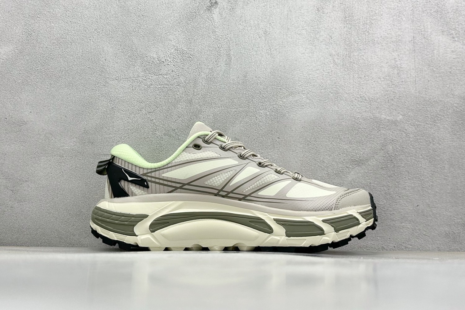 Hoka One One Running Shoes HORS10002