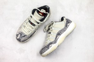 Air Jordan 11 AJ11000040