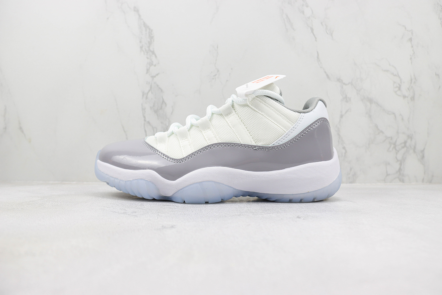 Air Jordan 11 AJ1100005