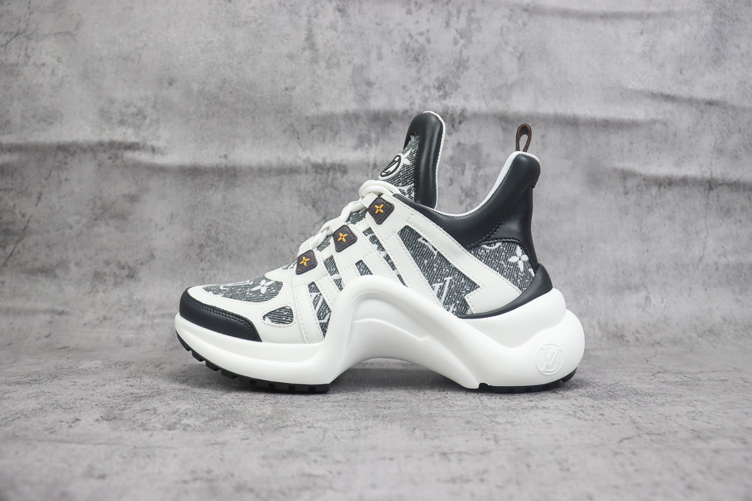 LV Archlight Sneaker LARS10008
