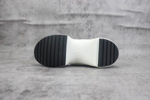 LV Archlight Sneaker LARS10009