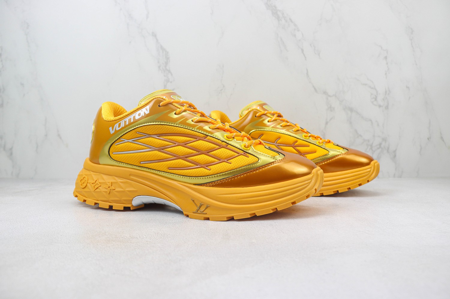 LV Discovery Sneaker LVDIS10001