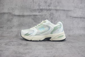 New Balance 530 Sneakers NBS530100069