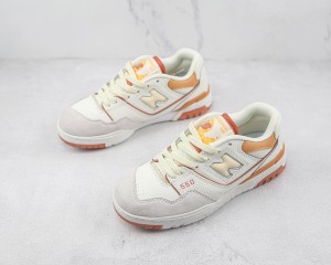 New Balance 550 Sneakers NBS55010001