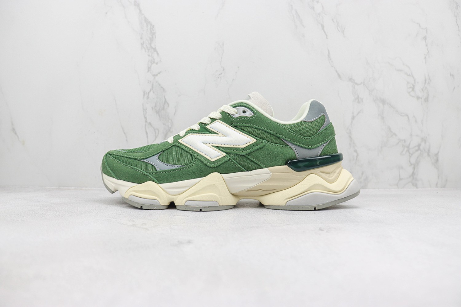 New Balance Casual Comfort 9060 shoe NB90600043