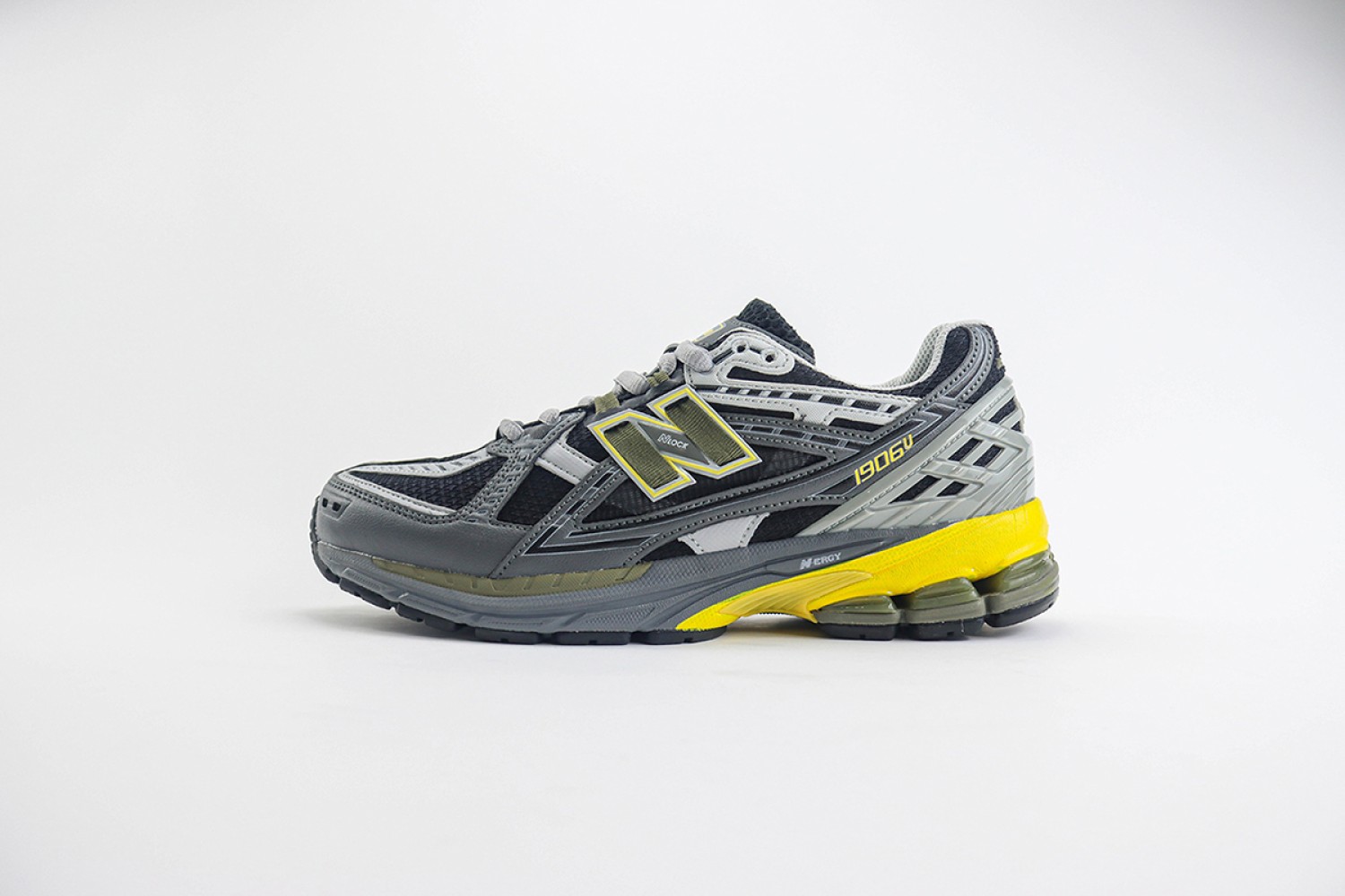New Balance 1906 Sneakers NBS190600054