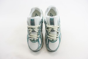 New Balance NB740 Shoes NBS74010024