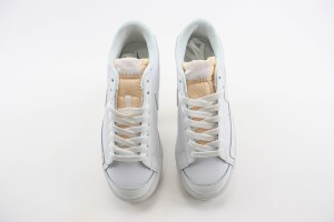 Nike Blazer 77 NB7700010