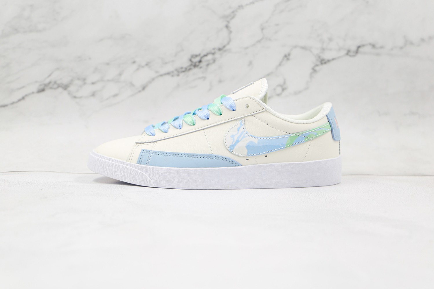  Nike Blazer 77 NB77000101