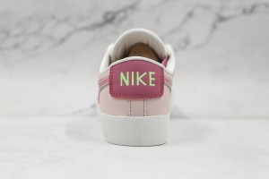 Nike Blazer 77 NB77000102
