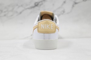 Nike Blazer 77 NB77000103