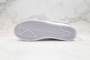 Nike Blazer 77 NB77000107
