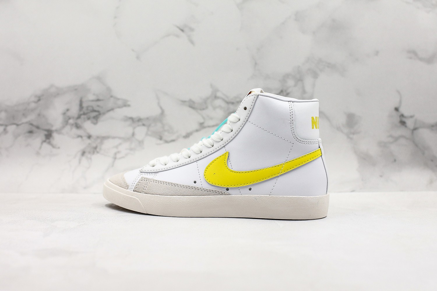  Nike Blazer 77 NB77000111