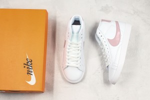 Nike Blazer 77 NB77000116