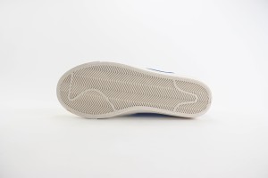  Nike Blazer 77 NB7700018