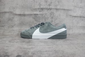 Nike Blazer 77 NB7700023