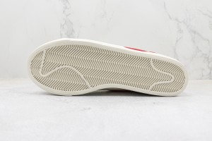  Nike Blazer 77 NB7700051