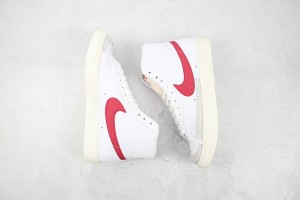  Nike Blazer 77 NB7700071