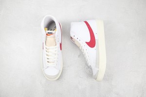  Nike Blazer 77 NB7700071