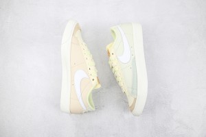  Nike Blazer 77 NB7700074
