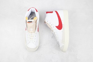  Nike Blazer 77 NB7700079