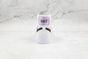  Nike Blazer 77 NB7700085