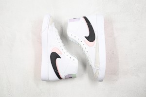 Nike Blazer 77 NB7700085